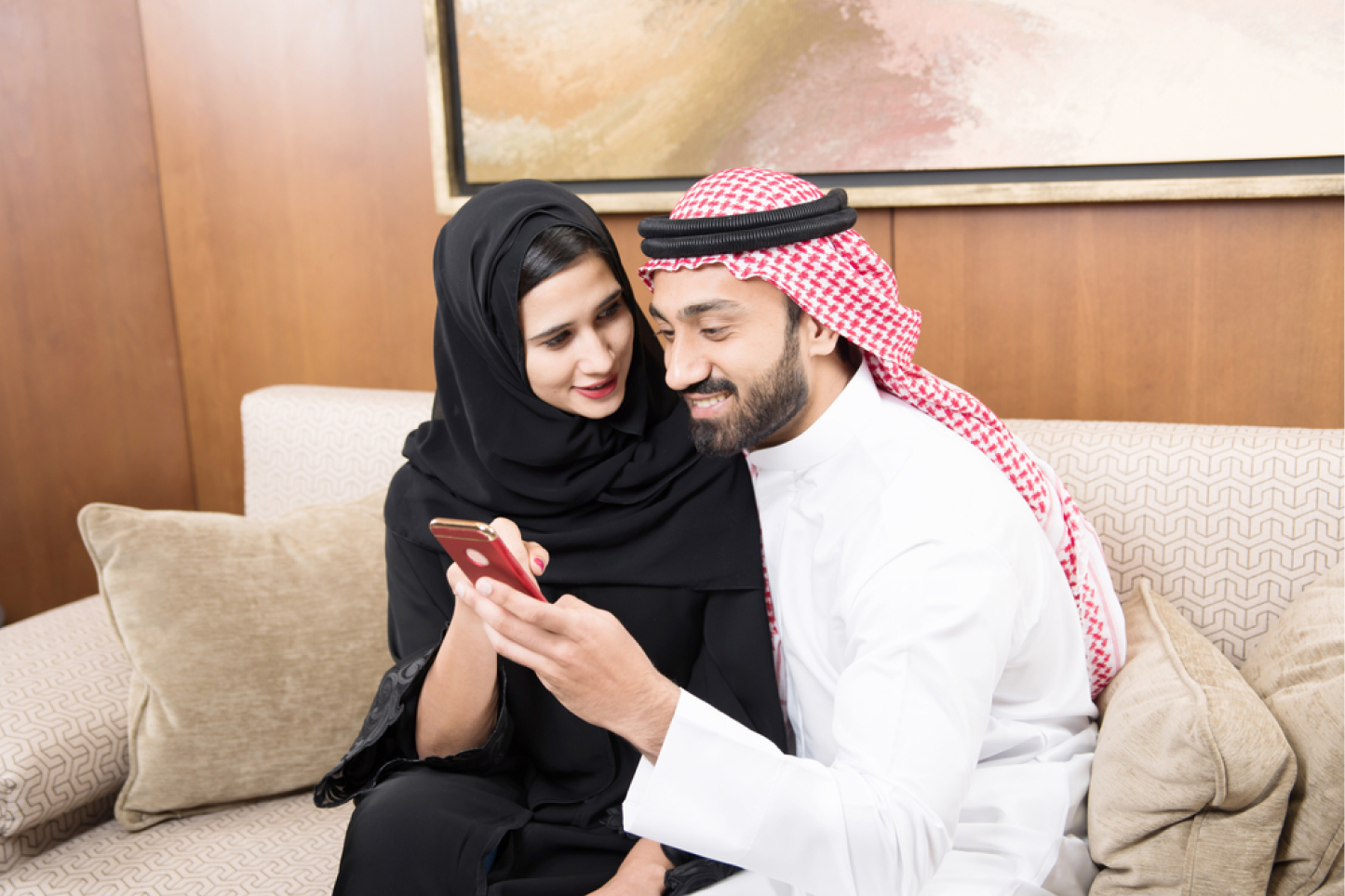 couple phone uae